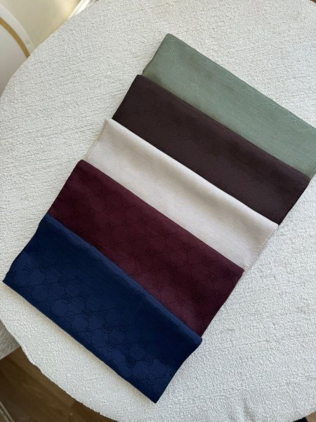 شالات جوتشي ناعم