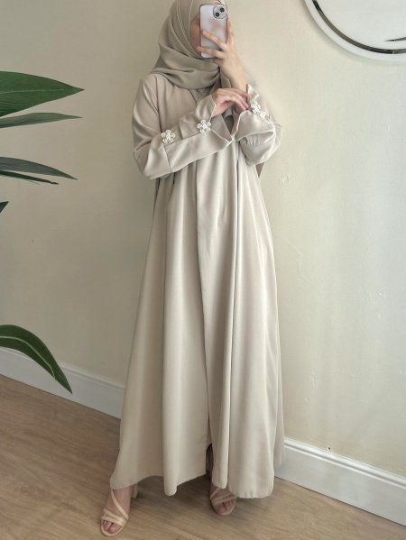 عباية دبي