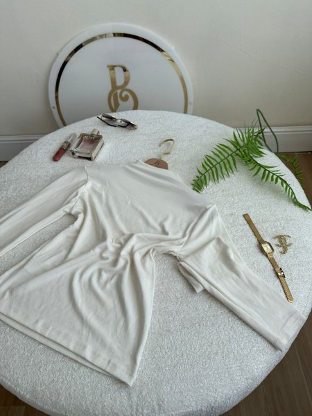 بلوزه بيسيك نص قبه