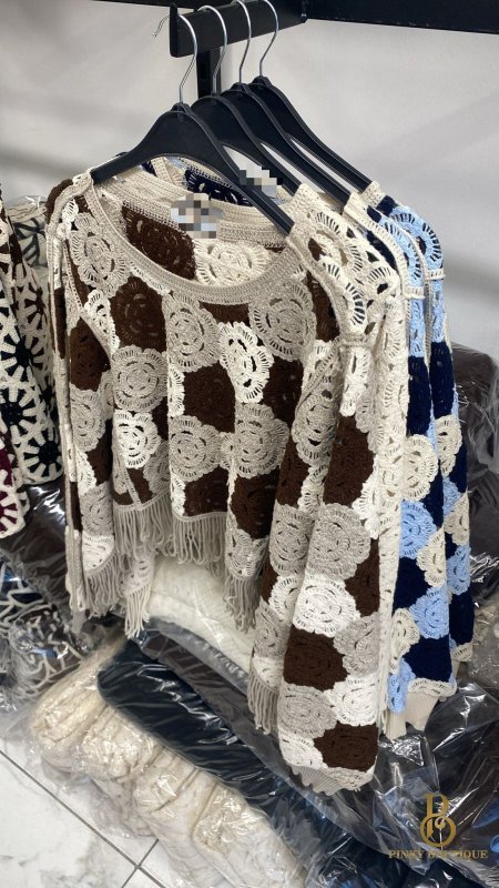 بلوزة نسيج ورد