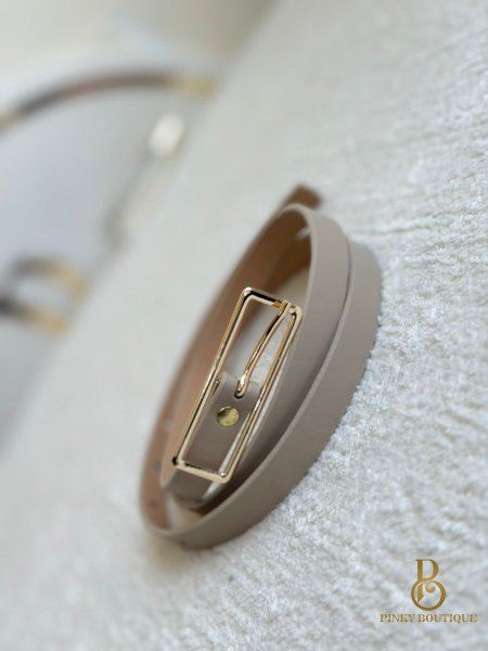 بيج ذهبي مستطيل